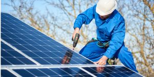 Installation Maintenance Panneaux Solaires Photovoltaïques à Compeyre